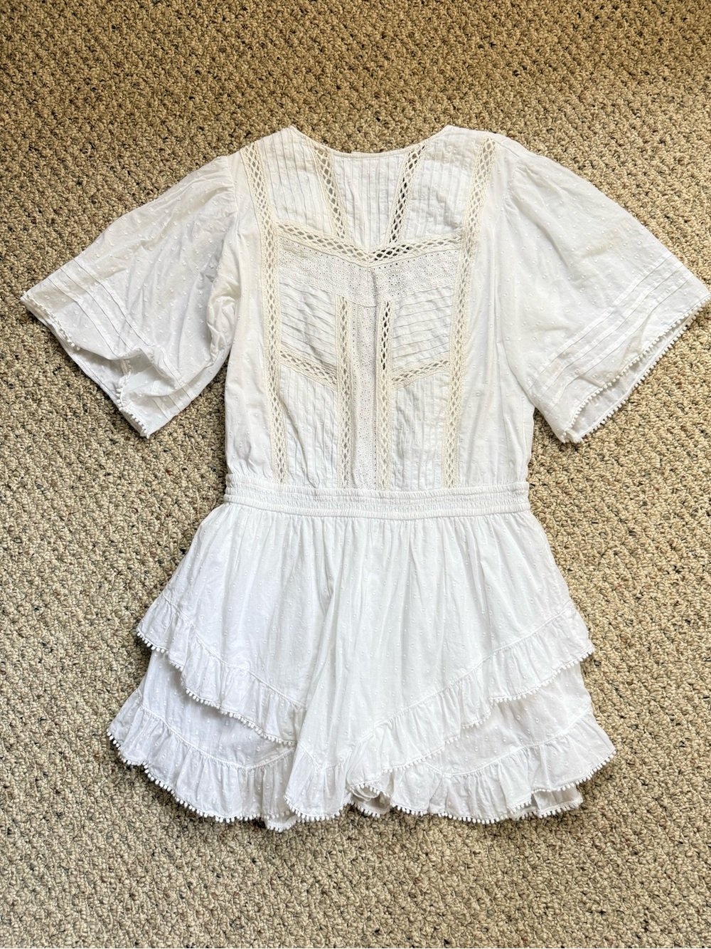 Abercrombie & Fitch Short Sleeve Easy Waist Ruffle Skort | White | Med Tall
